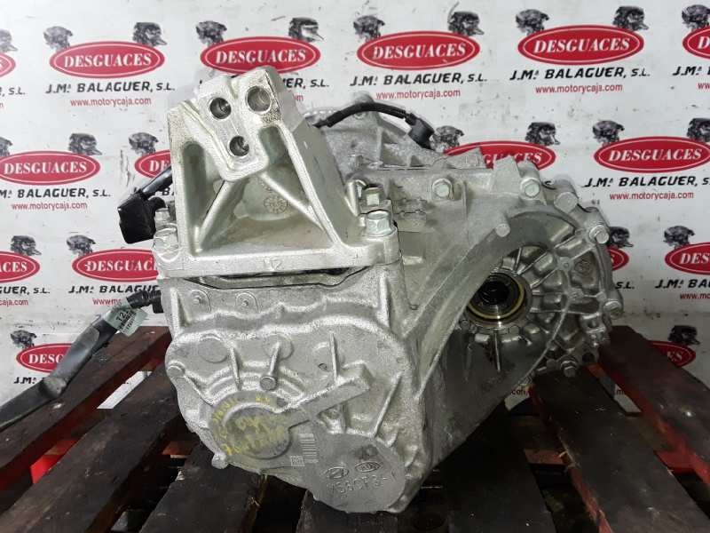 Recambio de caja cambios para kia stonic (ybcuv) d4fb referencia OEM IAM WHW6E609711 / U73R / M56CF31  