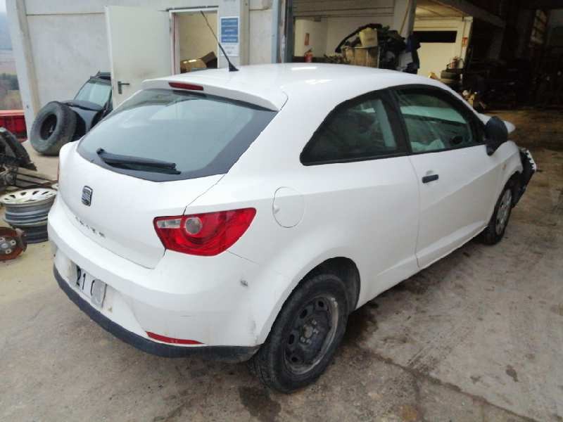 seat ibiza berlina (6j5) del año 2010