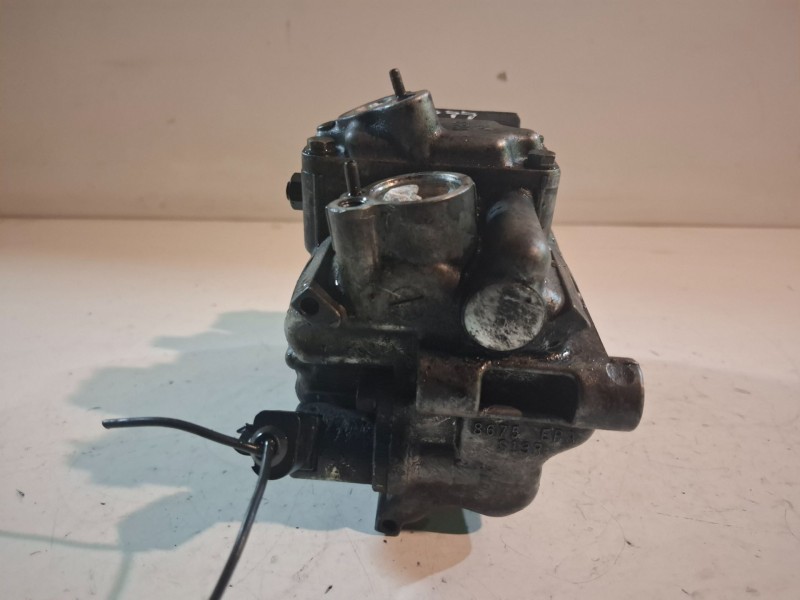 Recambio de compresor aire acondicionado para volkswagen golf v (1k1)(10.2003) bkd referencia OEM IAM 1K0820803G  