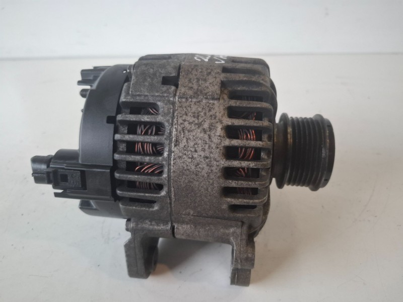 Recambio de alternador para audi a3 (8p1) bkd referencia OEM IAM 06F903023C  