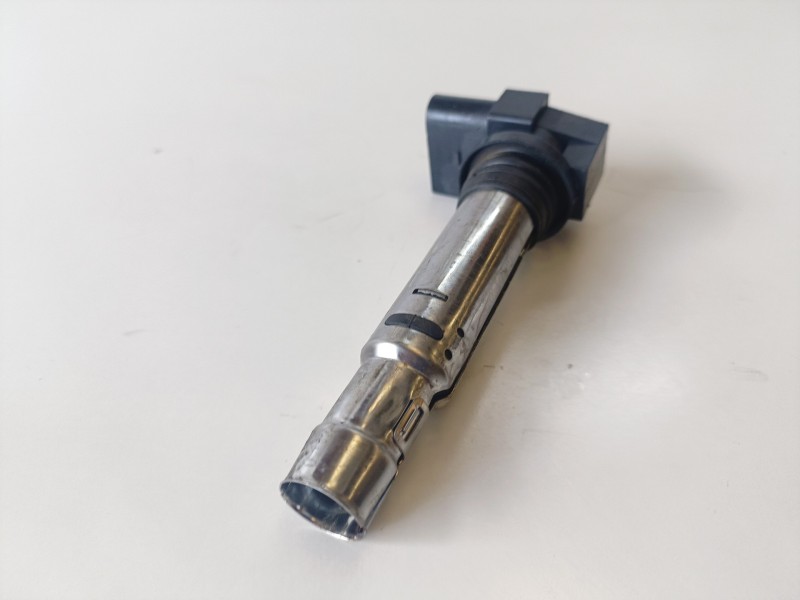 Recambio de bobina encendido para volkswagen golf v (1k1)(10.2003) bag referencia OEM IAM R0401S00400  