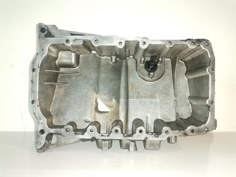 Recambio de carter para audi a4 avant (8e) bpw referencia OEM IAM 03G103603J  