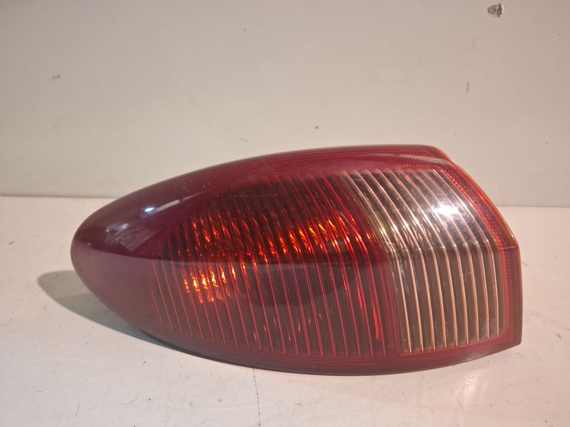 Recambio de piloto trasero izquierdo para alfa romeo 147 (190) ar37203 referencia OEM IAM   