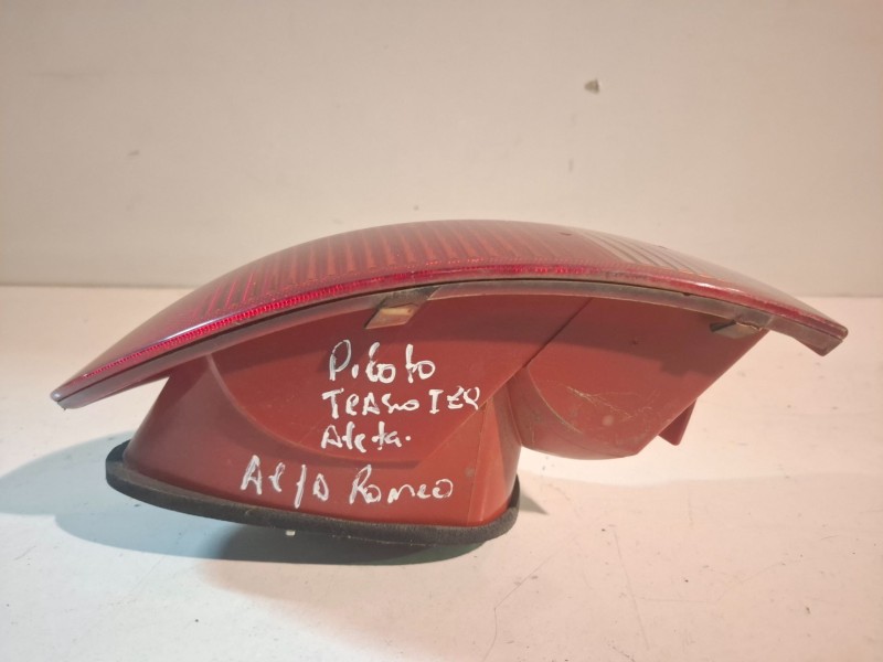 Recambio de piloto trasero izquierdo para alfa romeo 147 (190) ar37203 referencia OEM IAM   