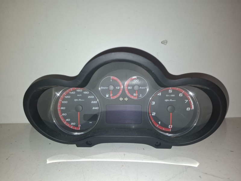 Recambio de cuadro instrumentos para alfa romeo 147 (190) ar37203 referencia OEM IAM 110080304100  