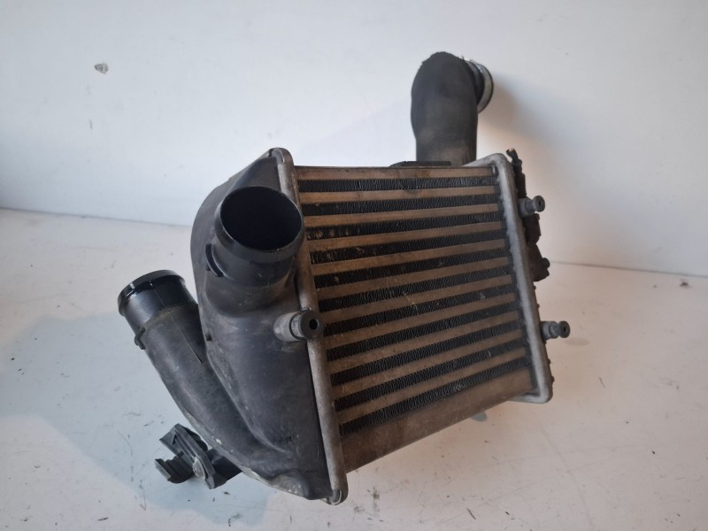 Recambio de intercooler para audi a4 avant (8e) bdg referencia OEM IAM   