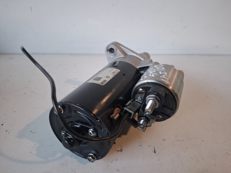 Recambio de motor arranque para audi a4 avant (8e) bdg referencia OEM IAM 111995  