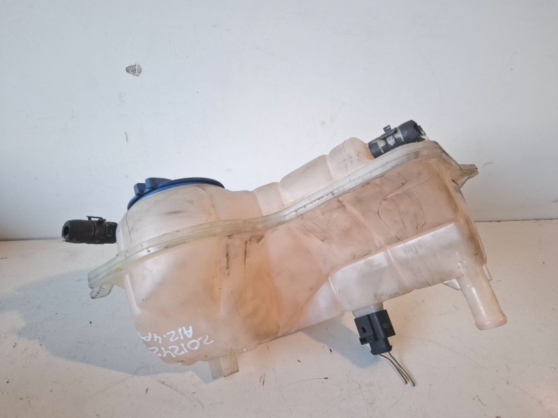 Recambio de deposito expansion para audi a4 avant (8e) bdg referencia OEM IAM 8E0121403C  