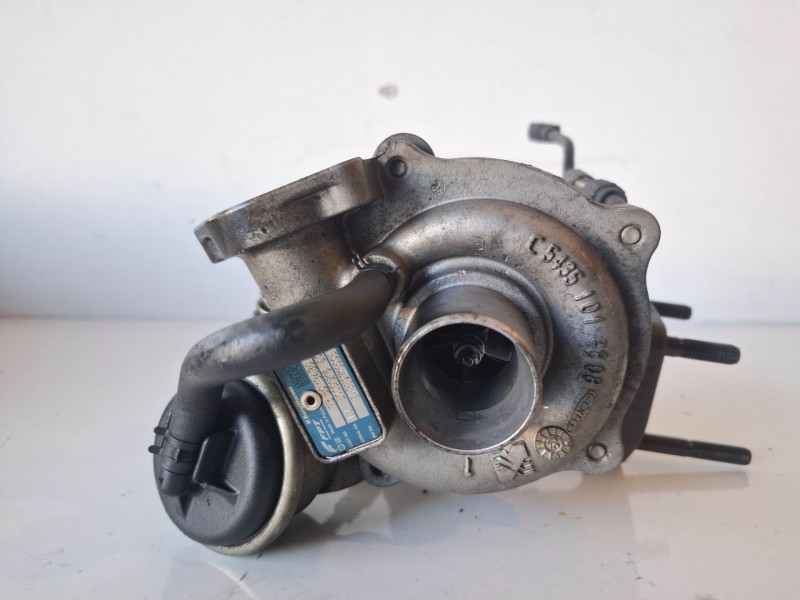 Recambio de turbocompresor para fiat iii fiorino (225) 199a2000 referencia OEM IAM 735013430  
