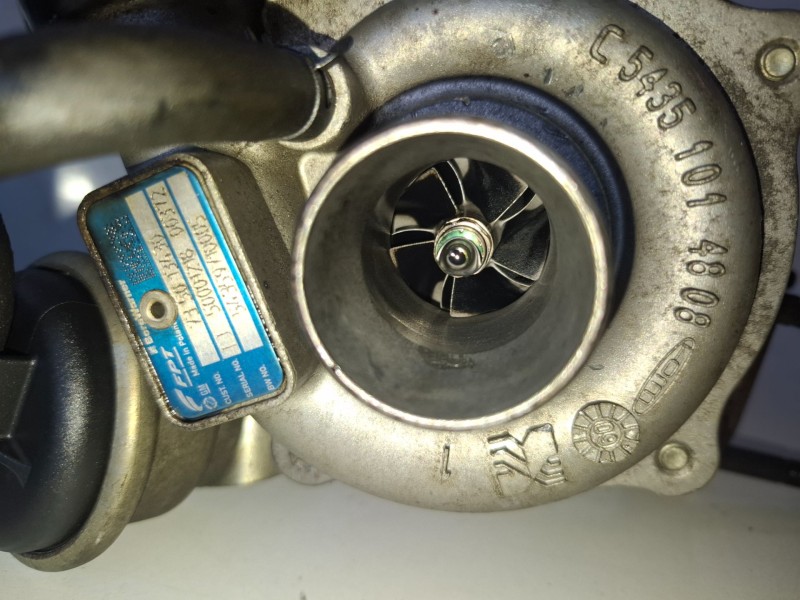 Recambio de turbocompresor para fiat iii fiorino (225) 199a2000 referencia OEM IAM 735013430  