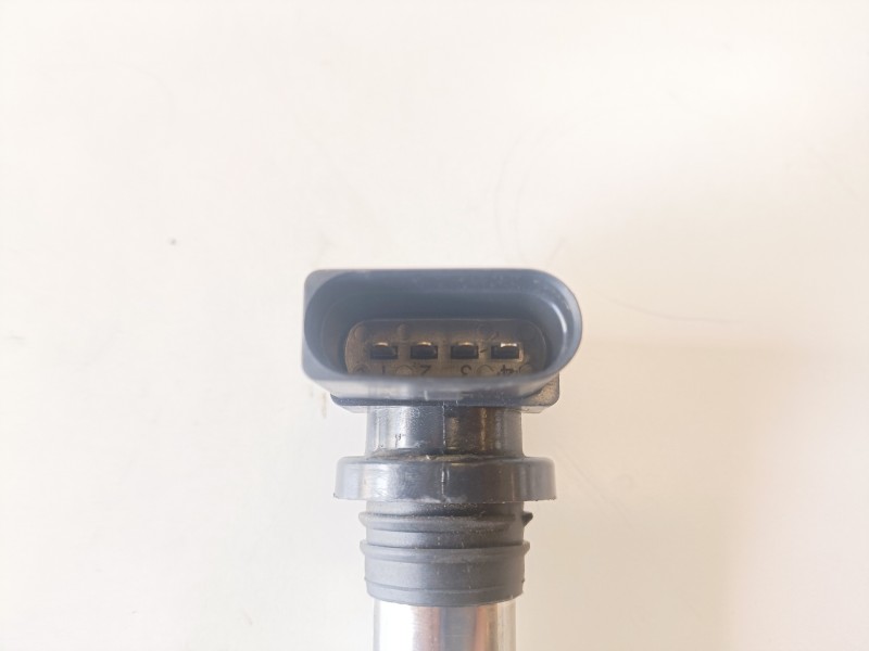 Recambio de bobina encendido para volkswagen golf v (1k1)(10.2003) bag referencia OEM IAM R0401S00400  