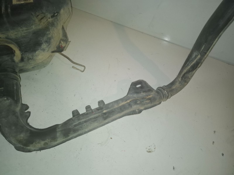 Recambio de deposito combustible para fiat scudo (272) furgón rh02 referencia OEM IAM 1440098480  