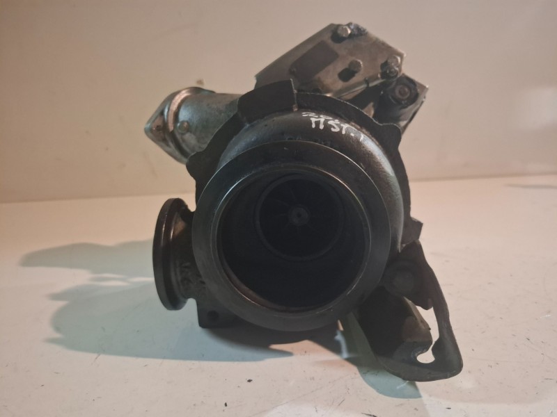 Recambio de turbocompresor para bmw serie 3 berlina (e90) 306d2 referencia OEM IAM 7796311H  