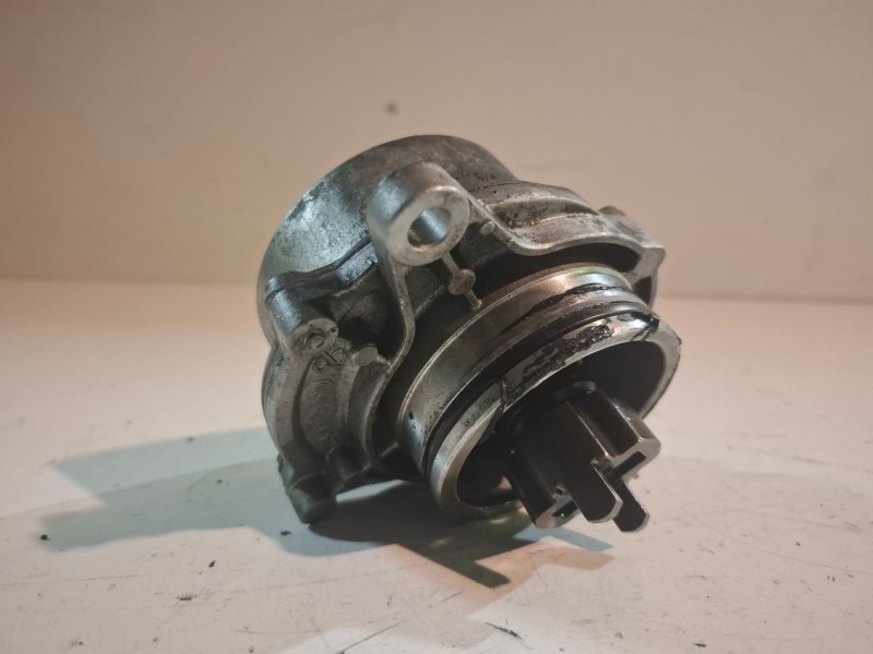 Recambio de depresor freno / bomba vacio para bmw serie 3 berlina (e90) 306d2 referencia OEM IAM 700437012  