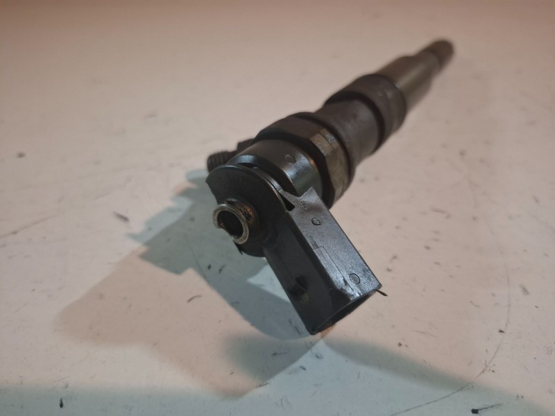 Recambio de inyector para bmw serie 3 berlina (e90) 306d2 referencia OEM IAM 0445110209  