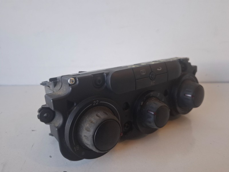 Recambio de mando climatizador para seat leon (1p1) bxe referencia OEM IAM   