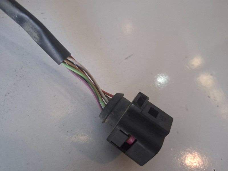 Recambio de retrovisor izquierdo para seat leon (1p1) bse referencia OEM IAM   
