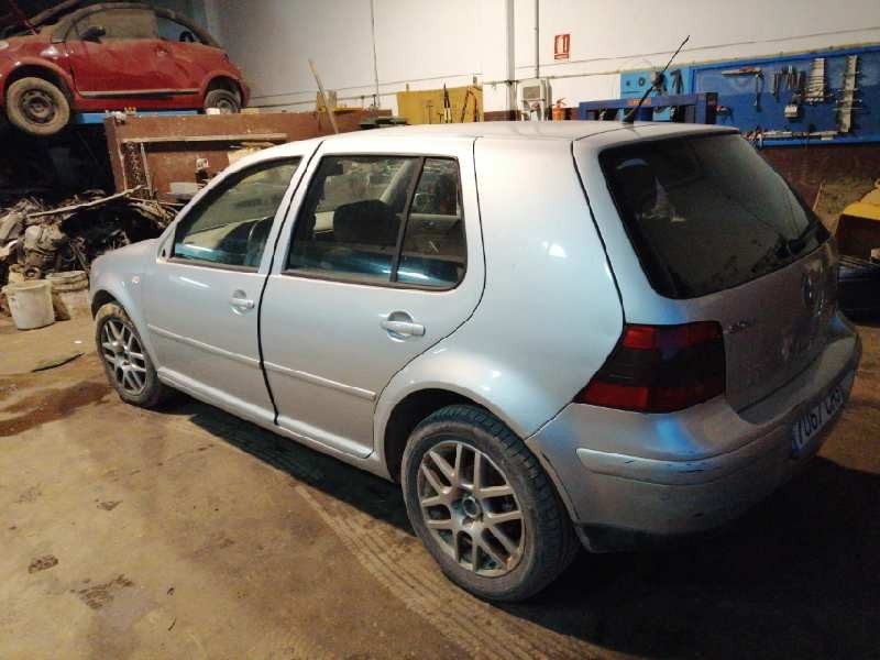 volkswagen golf iv berlina (1j1)(10.1997) del año 2003