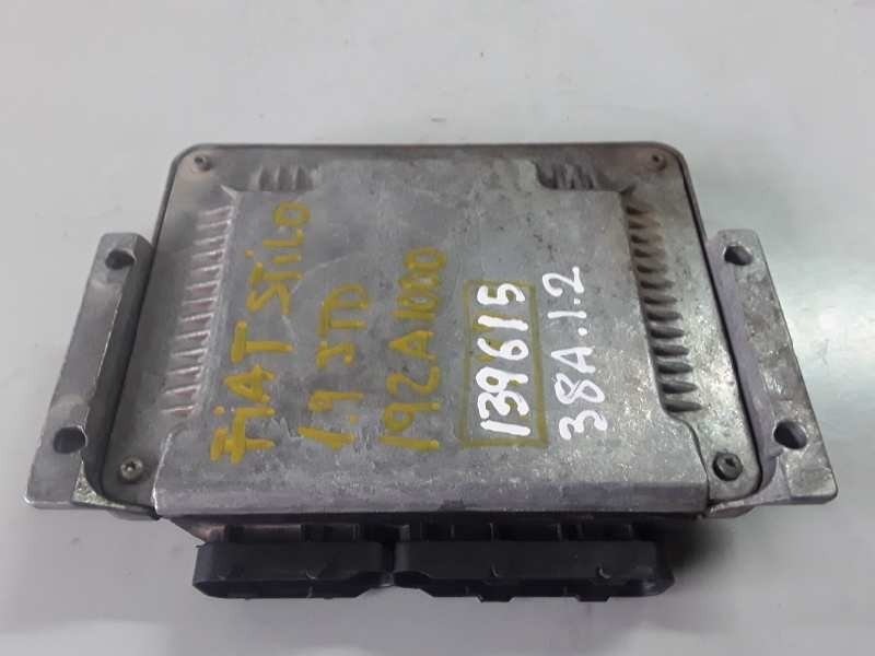 Recambio de centralita motor uce para fiat stilo (192) 192a1000 referencia OEM IAM 0281011553/55198058/19247EAA  