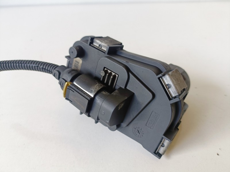 Recambio de caja mariposa para opel insignia berlina a20dth referencia OEM IAM   
