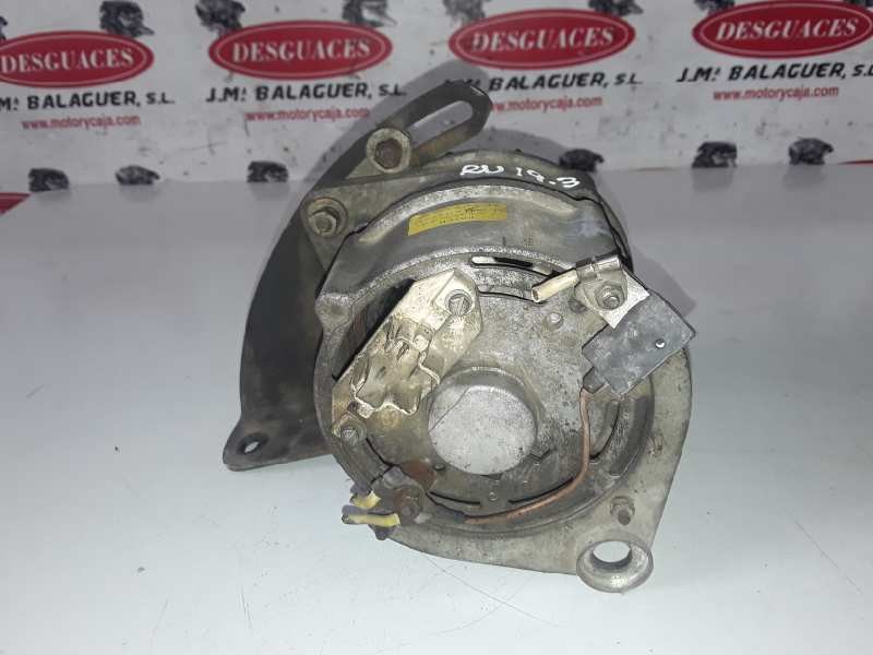 Recambio de alternador para renault r 18 referencia OEM IAM 9120144031  