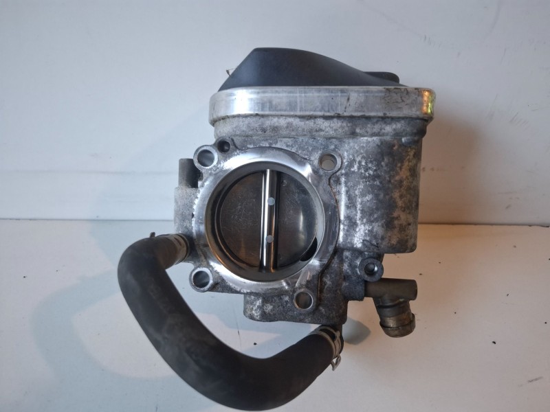 Recambio de caja mariposa para opel astra h berlina z16xe1 referencia OEM IAM 55560398  