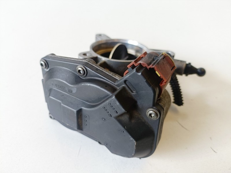 Recambio de caja mariposa para opel insignia berlina a20dth referencia OEM IAM 50329302  
