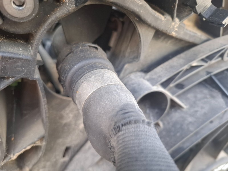 Recambio de radiador agua para audi a6 avant (4f5) bmk referencia OEM IAM   