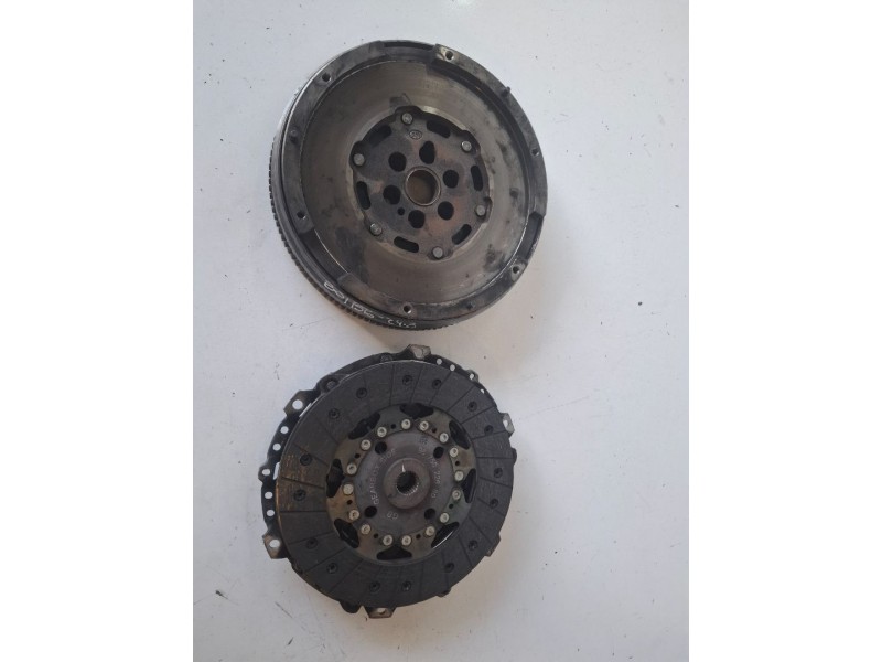 Recambio de kit embrague para citroen c4 picasso 9hr / 9h05 referencia OEM IAM   