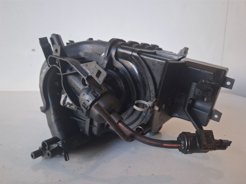 Recambio de colector admision para opel astra h caravan a16xer referencia OEM IAM 55561187  