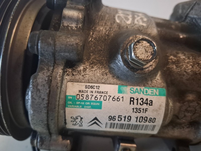 Recambio de compresor aire acondicionado para citroen c4 berlina 9hx referencia OEM IAM 9651910980  