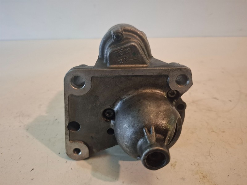 Recambio de motor arranque para citroen c4 berlina 9hx referencia OEM IAM D6RA110  