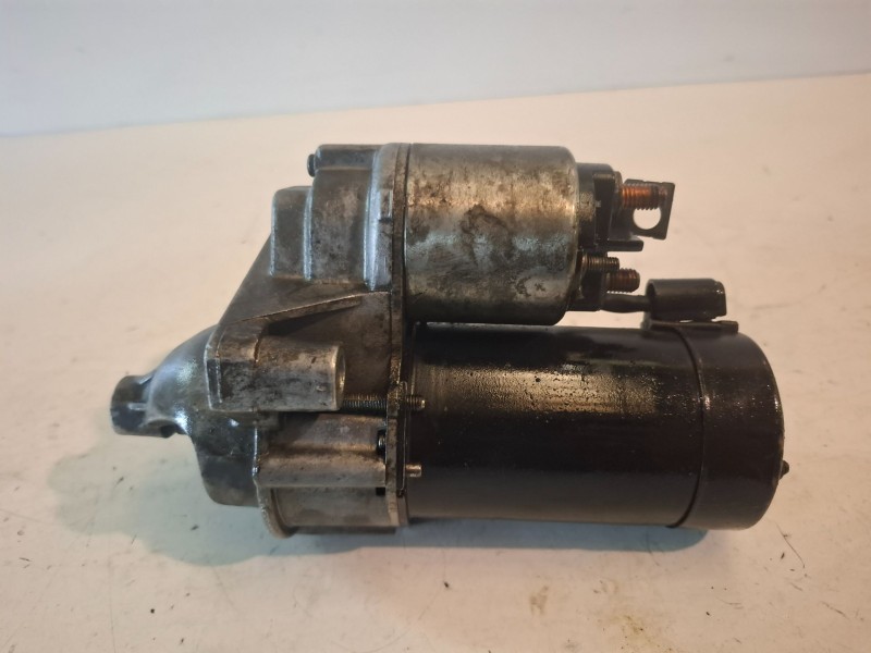 Recambio de motor arranque para citroen c4 berlina 9hx referencia OEM IAM D6RA110  
