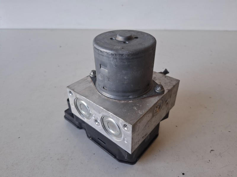 Recambio de abs para volkswagen passat berlina (362) cffb referencia OEM IAM 3AA614109AC  