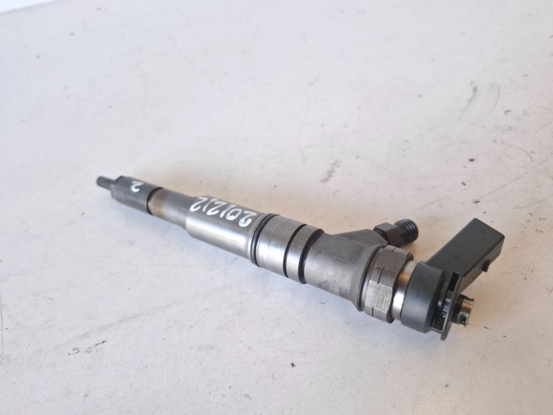 Recambio de inyector para bmw serie 3 berlina (e46) 204d4 referencia OEM IAM 0445110131  