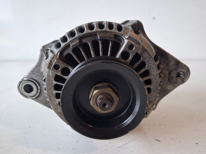 Recambio de alternador para honda hr-v (gh) d16w5 referencia OEM IAM 1022112270  