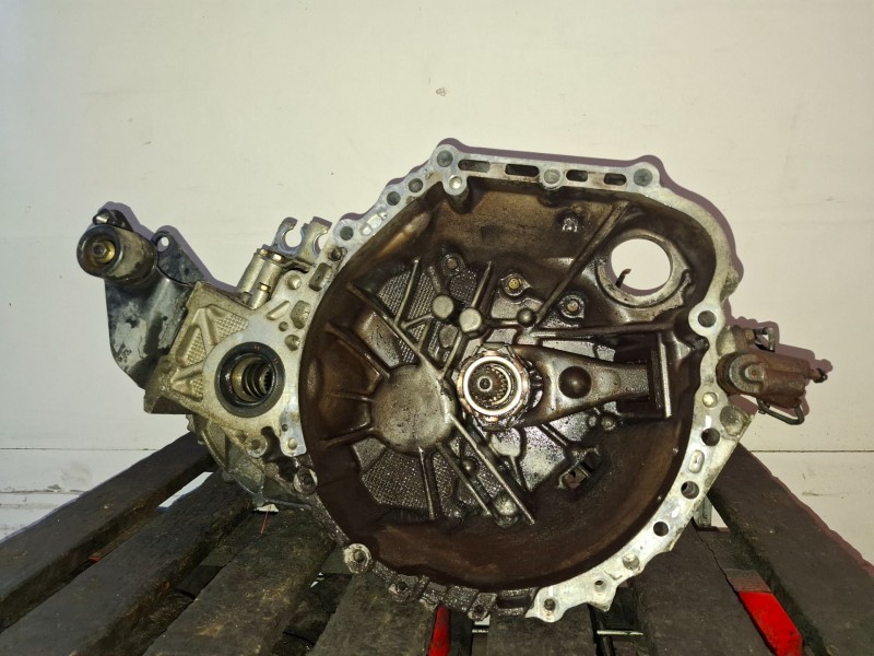Recambio de caja cambios para toyota avensis berlina (t25) 1azfse referencia OEM IAM   
