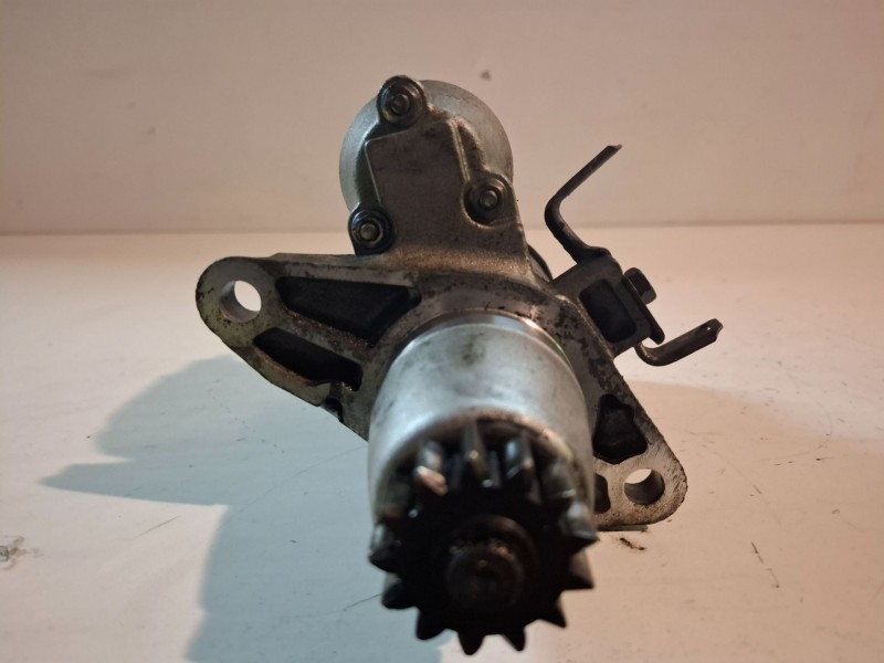 Recambio de motor arranque para toyota avensis berlina (t25) 1azfse referencia OEM IAM   