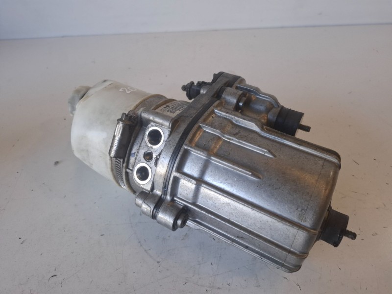 Recambio de bomba direccion para opel astra h berlina z16xe1 referencia OEM IAM 13192897  