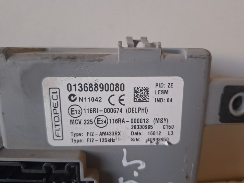 Recambio de caja reles / fusibles para peugeot bipper 199a9000 referencia OEM IAM 01368890080  