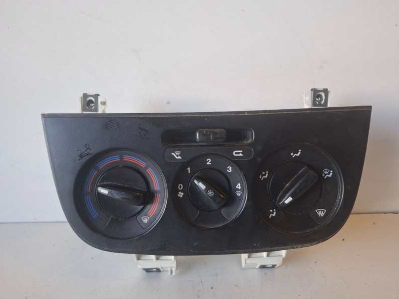 Recambio de mando climatizador para peugeot bipper 199a9000 referencia OEM IAM   
