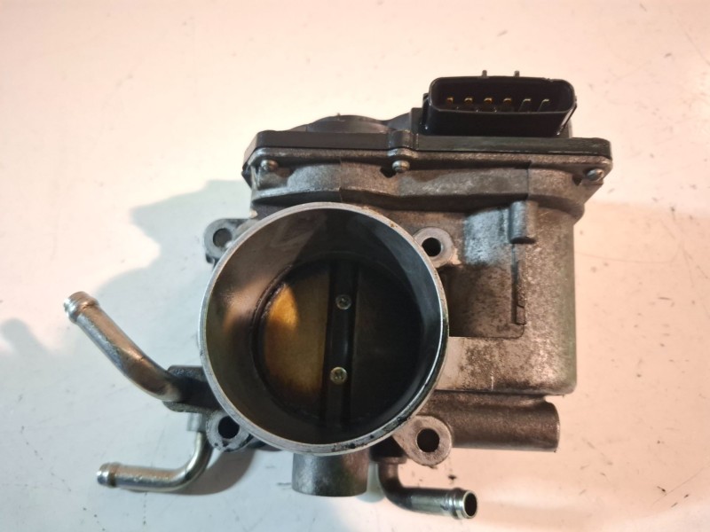 Recambio de caja mariposa para toyota avensis berlina (t25) 1azfse referencia OEM IAM 2203028050  