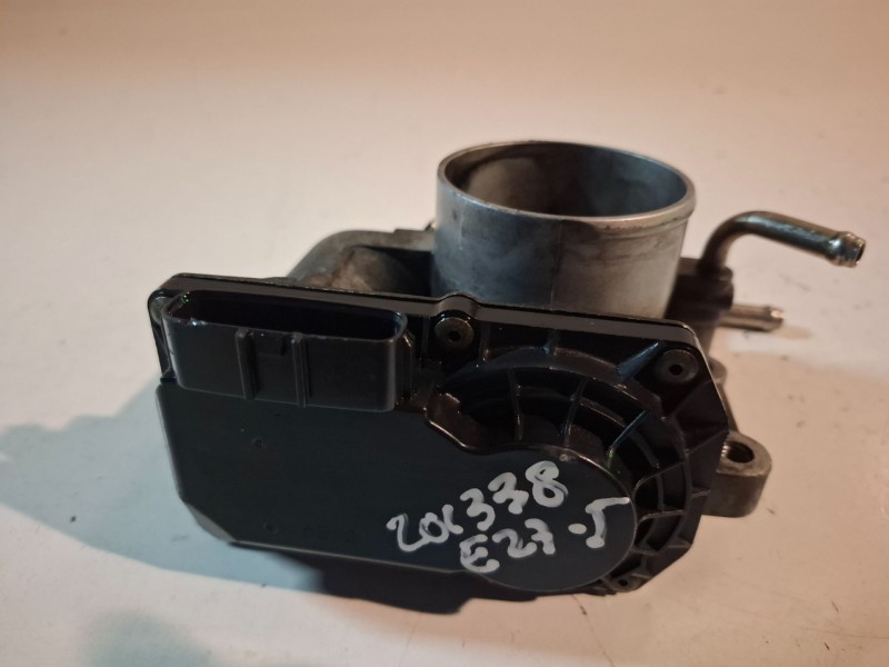 Recambio de caja mariposa para toyota avensis berlina (t25) 1azfse referencia OEM IAM 2203028050  