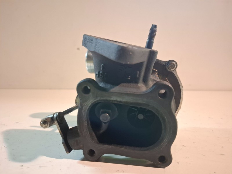 Recambio de turbocompresor para renault modus i k9k766 referencia OEM IAM 860233H  