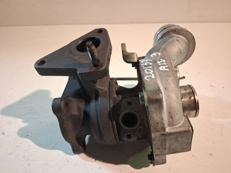 Recambio de turbocompresor para renault modus i k9k766 referencia OEM IAM 860233H  