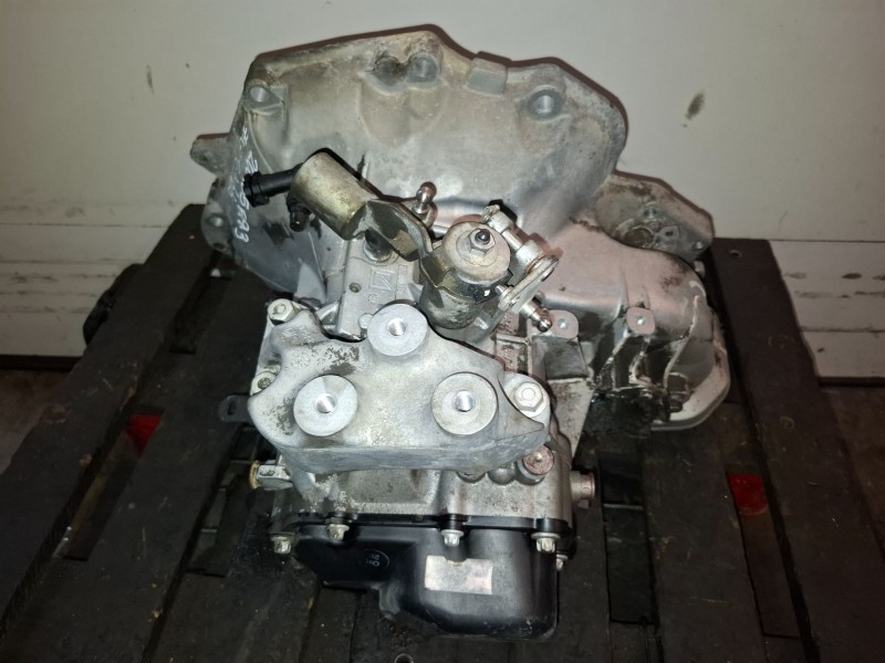 Recambio de caja cambios para opel astra h caravan a16xer referencia OEM IAM   