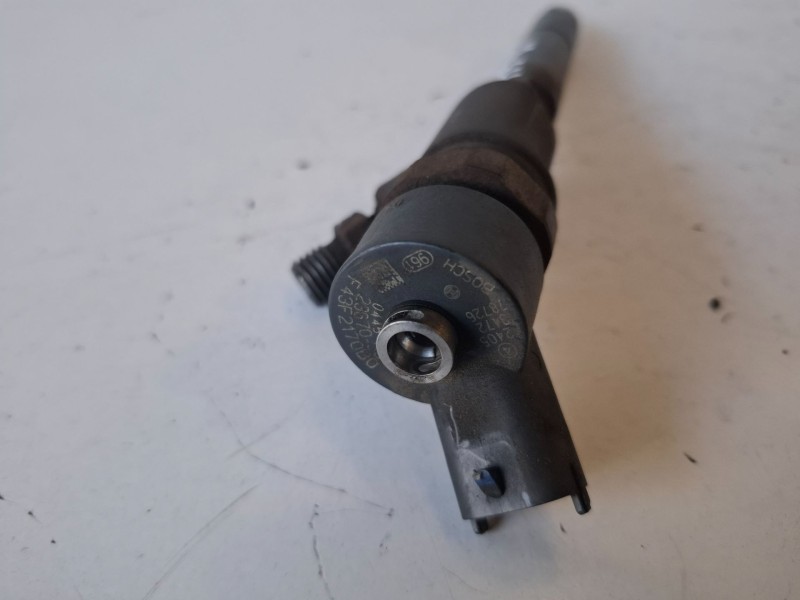 Recambio de inyector para toyota auris (e15) 1ndtv referencia OEM IAM 0445110221  