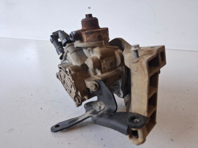 Recambio de bomba inyeccion para citroen c3 8hz referencia OEM IAM 0445010516  