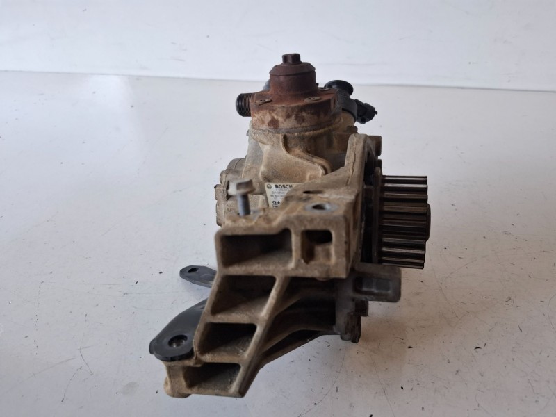 Recambio de bomba inyeccion para citroen c3 8hz referencia OEM IAM 0445010516  