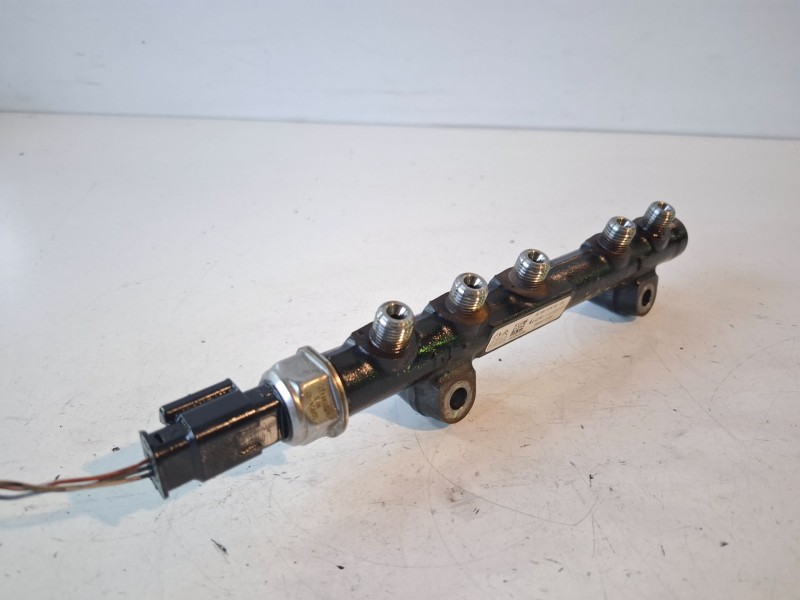 Recambio de rampa inyectora para citroen c4 picasso 9hr / 9h05 referencia OEM IAM 968529758003  